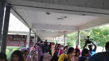 সাদিক-ফরহাদের ব্যালটে ‘অটো ভোটের’ অভিযোগ, সিসিটিভি দেখছে নির্বাচন কমিশন