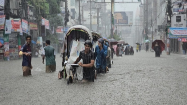 টানা বৃষ্টি, নদীর পানি বৃদ্ধি ও পাহাড়ি ঢলে সারাদেশে বন্যার থাবা