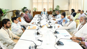 ১৩ দলের সঙ্গে প্রধান উপদেষ্টার বৈঠক শুরু