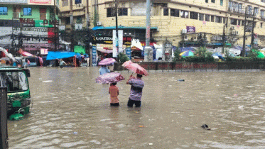 আবারও চট্টগ্রাম নগরীতে জলাবদ্ধতা, ভোগান্তি চরমে আবারও চট্টগ্রাম নগরীতে জলাবদ্ধতা, ভোগান্তি চরমে