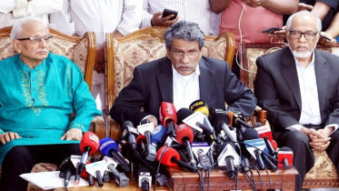রাষ্ট্র গঠনের এমন সুযোগ হেলায় হারানো যাবে না: আলী রীয়াজ