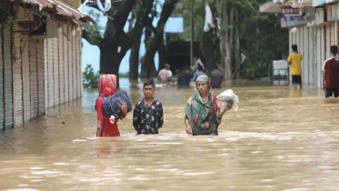 বন্যার আশঙ্কায় দেশের ১২ জেলা