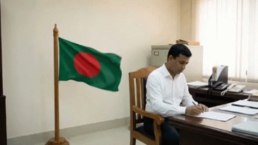 অফিস কক্ষে জাতীয় পতাকা প্রদর্শন করা যাবে না অফিস কক্ষে জাতীয় পতাকা প্রদর্শন করা যাবে না