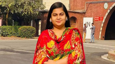 ভারতে পালানোর সময় ইডেন ছাত্রলীগ নেত্রী আটক