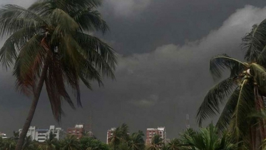 দক্ষিণাঞ্চলে ঝড়ো হাওয়ার শঙ্কা, ৪ সমুদ্রবন্দরে ৩ নম্বর সতর্কসংকেত