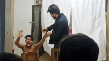 লক্ষ্মীপুরে হাসপাতালে ঢুকে স্বেচ্ছাসেবক দল নেতাকে পেটালেন ছাত্রদল নেতা