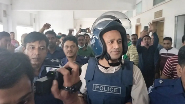 দুই মামলায় জামিন পেলেন ব্যারিস্টার সুমন