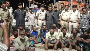 বাংলাদেশের ১৩ জেলে ভারতের কারাগারে, স্বজনদের আহাজারি