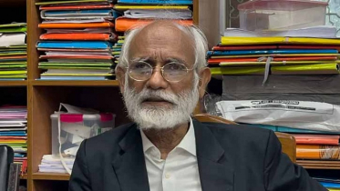 লাইভে এসে ১৫ আগস্ট ‘শোক দিবস’ পালনের আহ্বান আইনজীবী জেড আই খান পান্নার