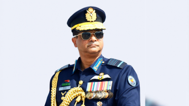 ইতালি সফর শেষে দেশে ফিরলেন বিমান বাহিনী প্রধান