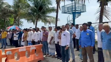 পিটার হাস-এনসিপি বৈঠকের ‘খবর’, হোটেল সী পার্লে’র সামনে বিএনপির বিক্ষোভ