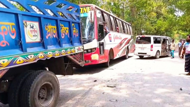 ফরিদপুরে ট্রাক-মাইক্রোবাসের সংঘর্ষে নারী নিহত, আহত ২