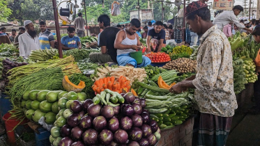 সবজিসহ নিত্যপণ্যের দামে আগুন, ভোগান্তিতে ক্রেতারা