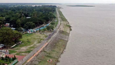 যমুনায় অস্বাভাবিকহারে বাড়ছে পানি, প্রবল বন্যার আশঙ্কা 