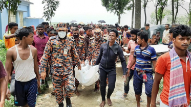 পদ্মায় নৌকাডুবি: দ্বিতীয়দিনে একজনের মরদেহ উদ্ধার