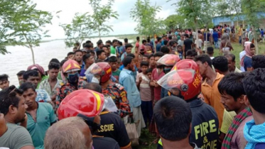 কুষ্টিয়ার পদ্মায় নৌকাডুবি, নিখোঁজ চার দিনমজুর