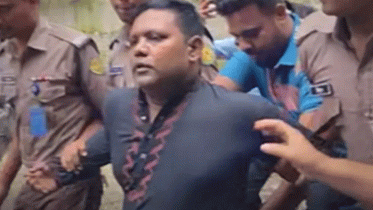 ধানমন্ডি ৩২ নম্বরে শ্রদ্ধা জানাতে গিয়ে আটক ১ ধানমন্ডি ৩২ নম্বরে শ্রদ্ধা জানাতে গিয়ে আটক ১
