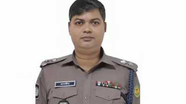 এবার ওসির পর সরানো হলো ডিসিকেও এবার ওসির পর সরানো হলো ডিসিকেও
