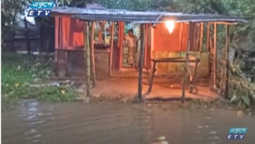 পানিবন্দী এলাকায় খাদ্য, জ্বালানি ও বিশুদ্ধ পানির সংকট