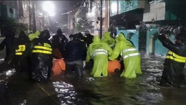 হায়দরাবাদে দেয়াল ধসে শিশুসহ ৯ জনের মৃত্যু