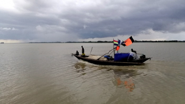 ঈদের আনন্দ নেই বাউফলের কর্মহীন ও ভাঙন কবলিত জেলেদের