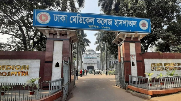 পুলিশের ‘লাঠিপেটায়’ ৩৮ জবি শিক্ষার্থী-সাংবাদিক আহত
