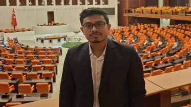 ‘জুলাইয়ের ‘গাদ্দারদের’ আহ্বানে নয়, দেশের স্বার্থে ঐক্যবদ্ধ হোন’