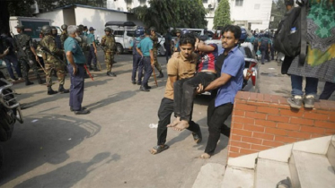 সচিবালয়ের সামনে শিক্ষার্থী-আইনশৃঙ্খলা বাহিনীর সংঘর্ষ, আহত ৫০
