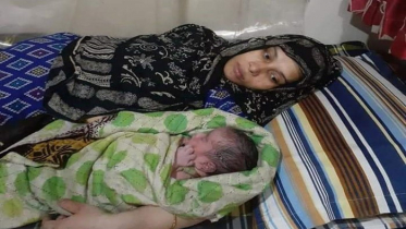 লঞ্চেই জন্ম নিল শিশু, আজীবনের জন্য যাতায়াত ফ্রি