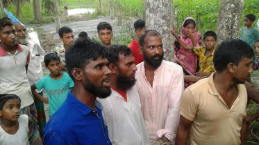 নলছিটিতে চোরাই গরু বোঝাই ট্রলারসহ ৭ চোর আটক