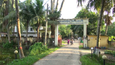 ছাগলনাইয়ায় ধর্ষণের অভিযোগে ইউপি মেম্বারসহ গ্রেফতার ৫