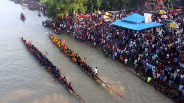 মাগুরায় নৌকা বাইচ প্রতিযোগিতা অনুষ্ঠিত