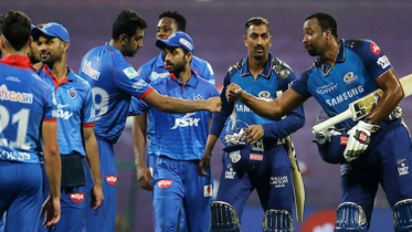 দিল্লিকে হারিয়ে ফের শীর্ষে মুম্বাই