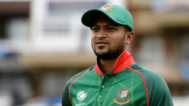 সাকিব দেশে ফিরছেন বৃহস্পতিবার 