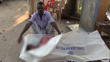 যৌতুক না পেয়ে স্ত্রীকে কুপিয়ে হত্যা, আটক ৫  