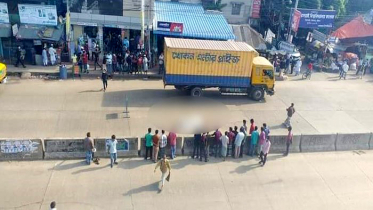 মিরসরাইয়ে কাভার্ডভ্যানের চাপায় মোটরসাইকেল চালক নিহত 