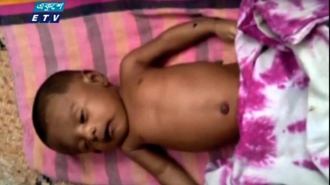 নবজাতক মেয়ে হওয়ায় হত্যা করলো বাবা (ভিডিও)