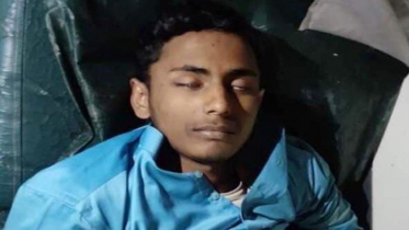 ডেকে নিয়ে কিশোরের পুরুষাঙ্গ কেটে দিল বন্ধুরা