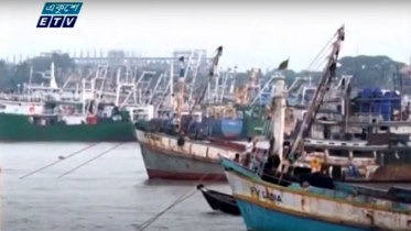 মৎস্য আইন সংশোধনের দাবিতে সমুদ্রে মাছ শিকার বন্ধ 
