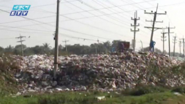 মহাসড়কের পাশে ময়লার ভাগাড়, দুর্গন্ধে অতিষ্ট এলাকাবাসী