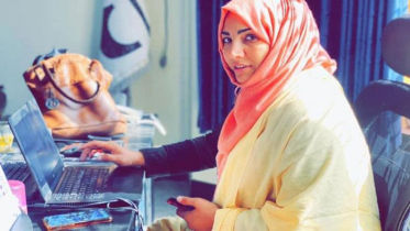 সন্ত্রাসী হামলায় আফগান নারী মানবাধিকার কর্মীসহ ভাই নিহত