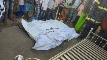 সিরাজগঞ্জে পিকাপের ধাক্কায় ২ বৃদ্ধা নিহত