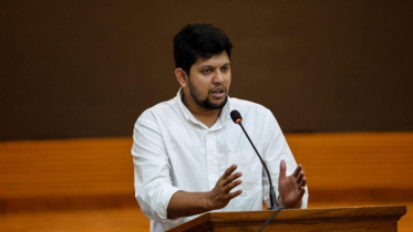 আওয়ামী লীগ নিষিদ্ধের দাবি, উপদেষ্টা মাহফুজের ‘কয়েকটি কথা’ 