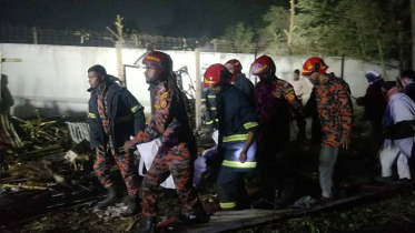 আগুনে পুড়ে একই পরিবারে ৪ জনের মৃত্যু 