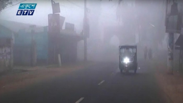 কনকনে শীতে কাঁপছে দেশ