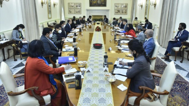 ভারতের জমি ও রেললাইন চায় বাংলাদেশ