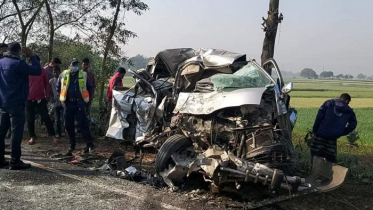 নাটোরে ট্রাক-মাইক্রোবাস সংঘর্ষে মাইক্রোবাস চালক নিহত