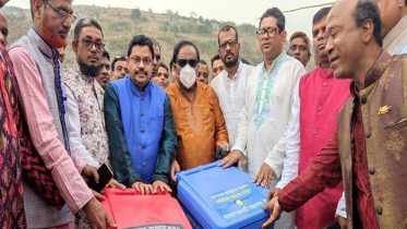 সুনামগঞ্জের লেকে স্বেচ্ছাসেবক লীগের ডাস্টবিন স্থাপন