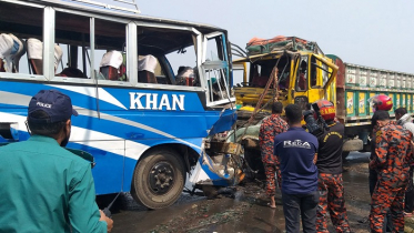 রাজশাহীতে বাস-ট্রাক সংঘর্ষে নিহত ১