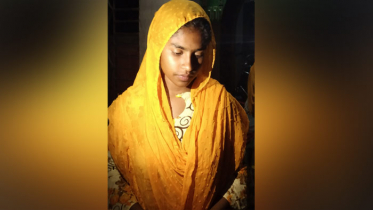 টাকার জন্য মায়ের গলা কেটে হত্যা করলো মেয়ে